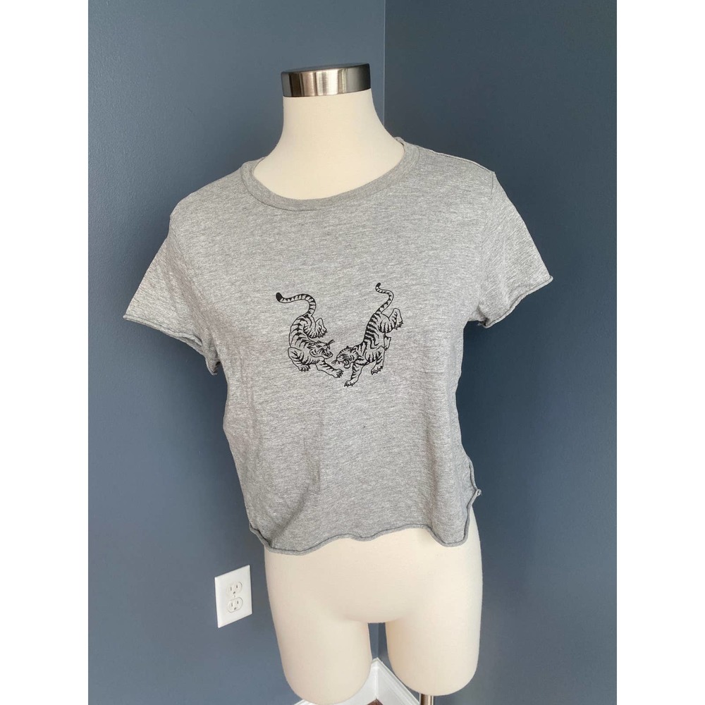 Glassons gray crop top with tigers, size small